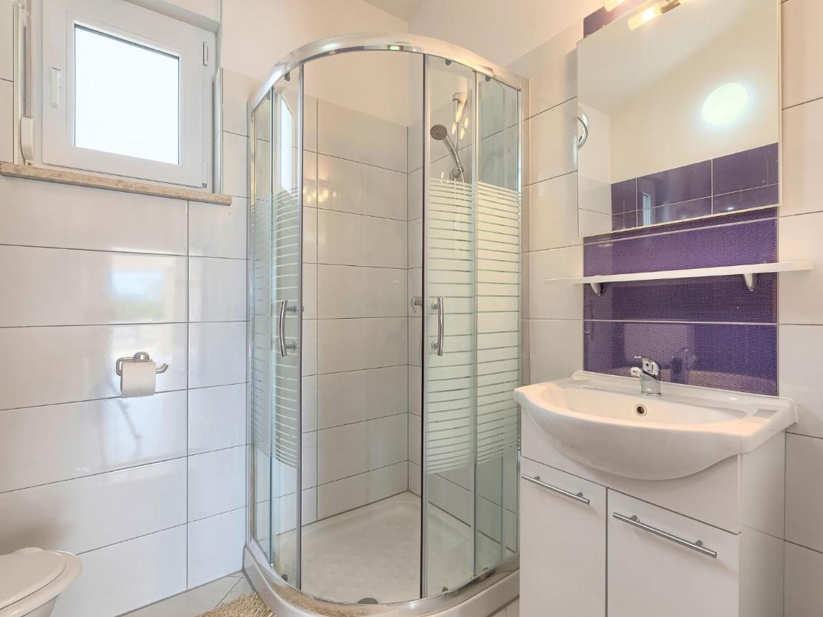 Holiday Home Goldi - Voj512 By Interhome Mednjan ภายนอก รูปภาพ